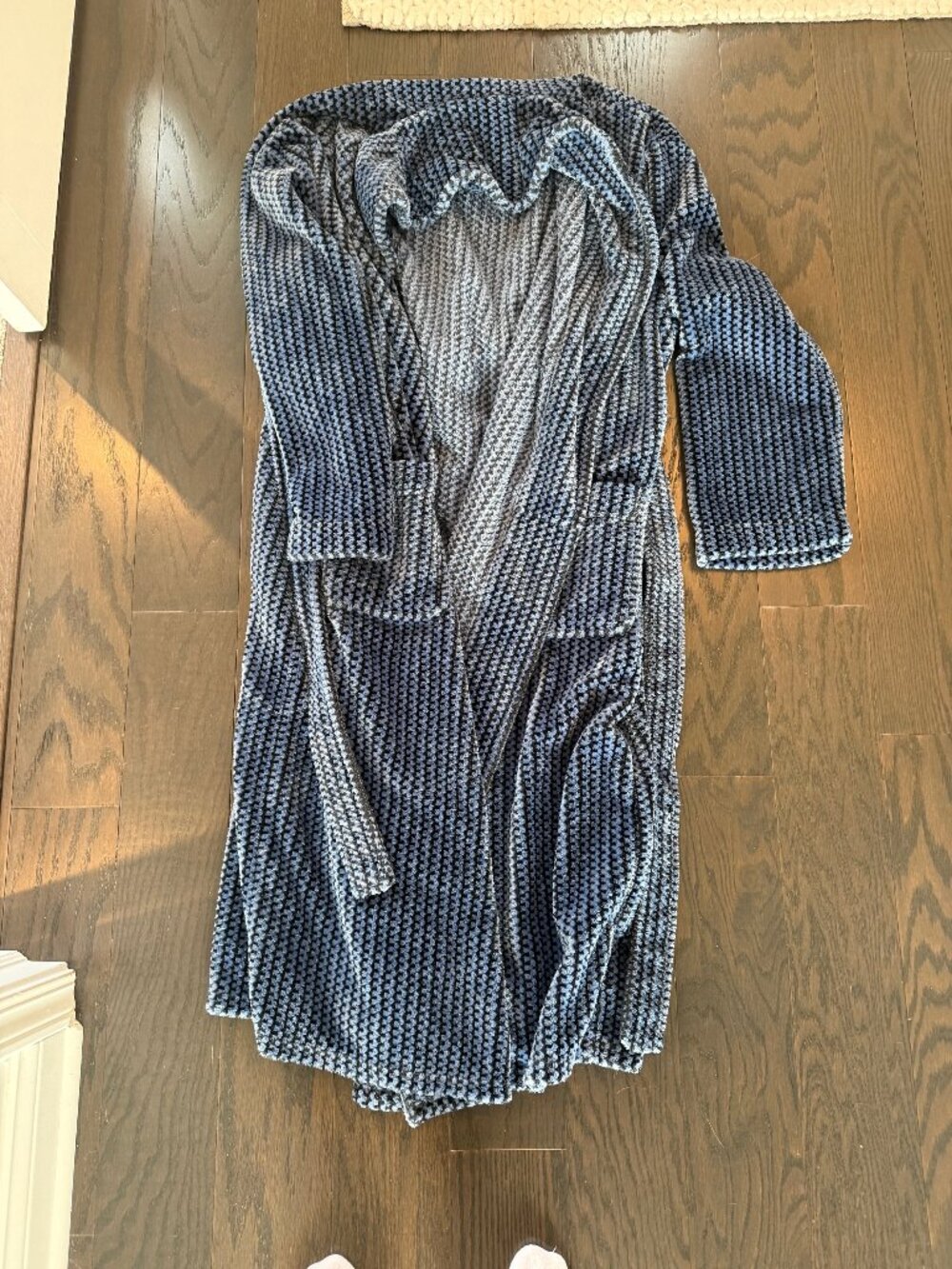 Magestic International Men's Robe